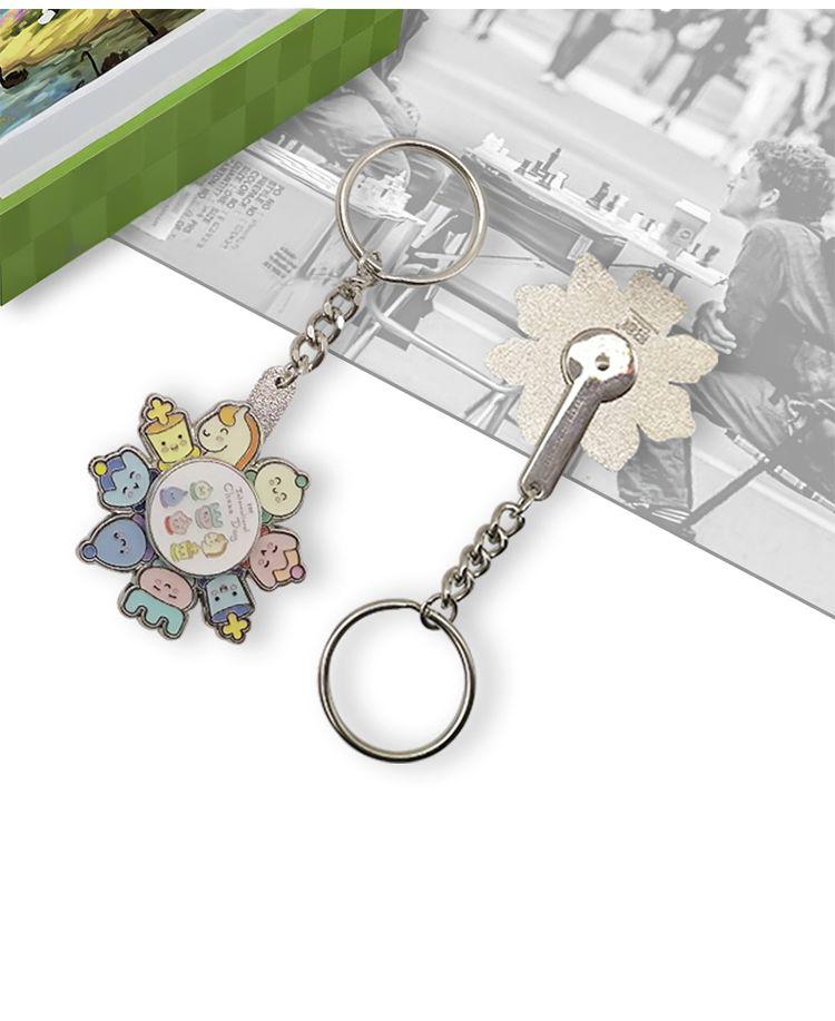 Chess Themed Rotating keychain