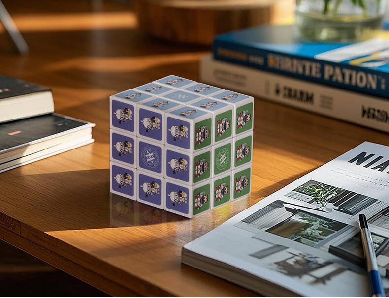 3x3 Magic Cube for Kids - Chess Design, Educational Puzzle Toy, Creative & Stylish Look